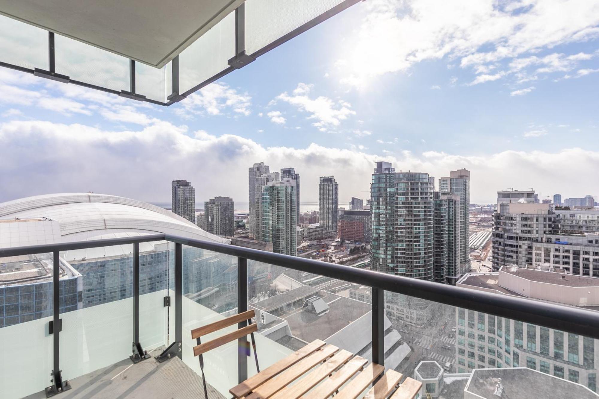 Globalstay Modern Downtown Apartment تورونتو المظهر الخارجي الصورة