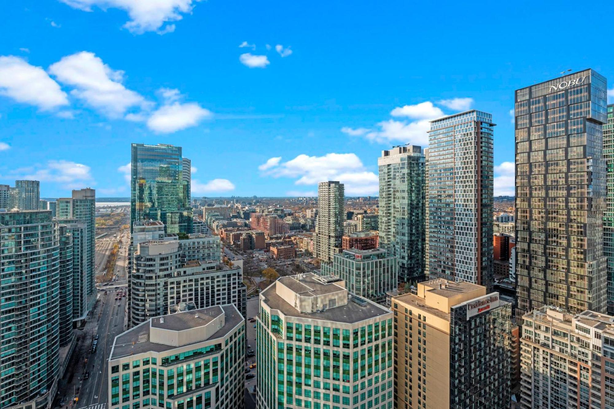 Globalstay Modern Downtown Apartment تورونتو المظهر الخارجي الصورة