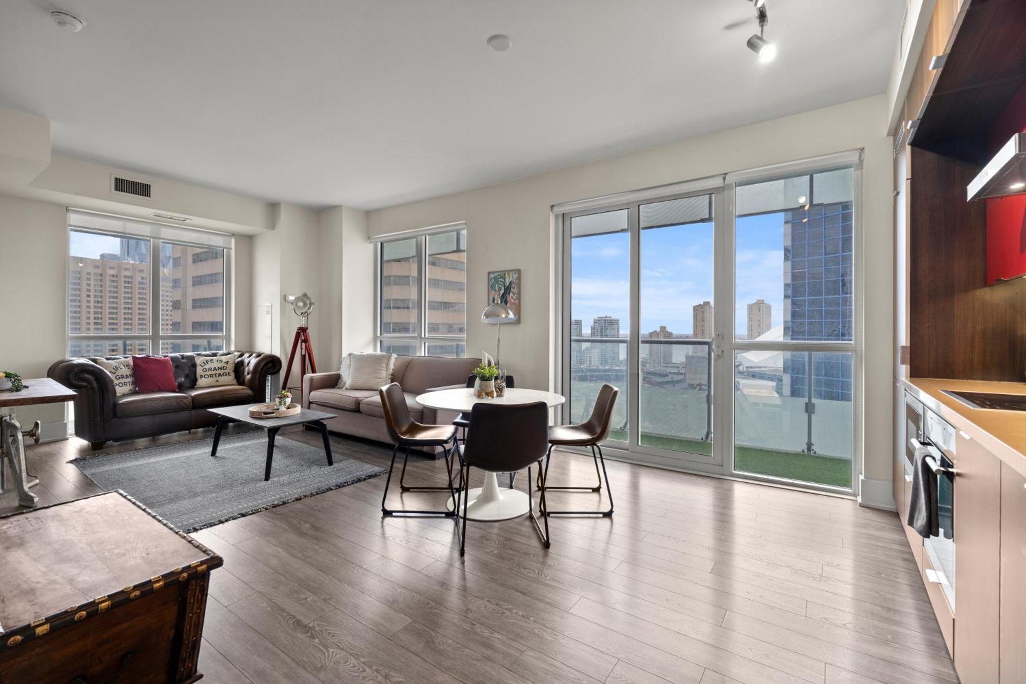 Globalstay Modern Downtown Apartment تورونتو المظهر الخارجي الصورة
