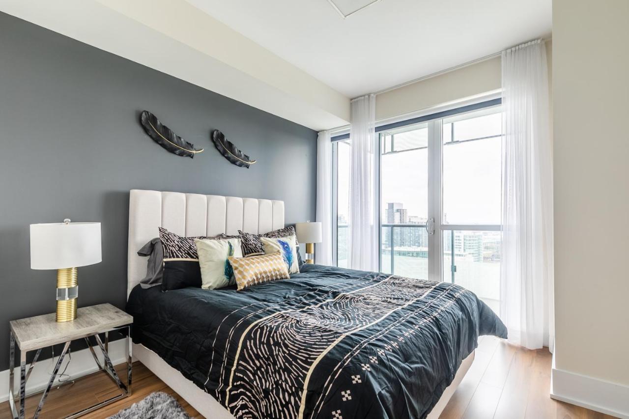 Globalstay Modern Downtown Apartment تورونتو المظهر الخارجي الصورة